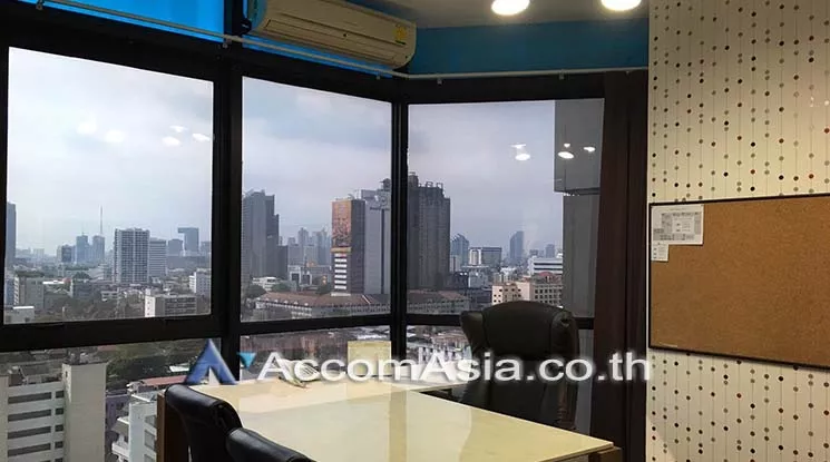 Split-type Air |  Office space For Sale in Sukhumvit, Bangkok  near BTS Ekkamai (AA11784)